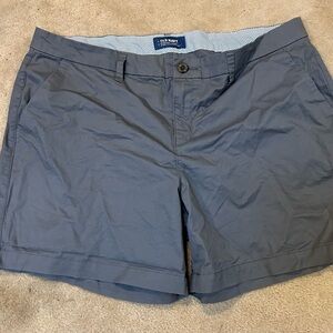 Old Navy Women's Charcoal Shorts size 16